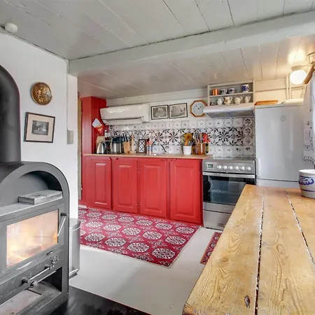 Holiday home Saarah - 25km From The Sea By Interhome