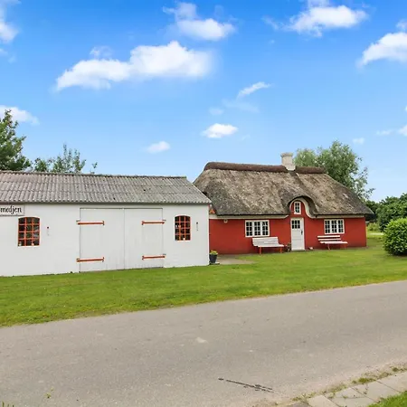 Holiday home Saarah - 25km From The Sea By Interhome